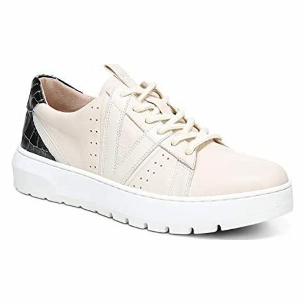 * Vionic | Simasa Leather Sneakers, size 8